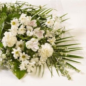 WHITE FUNERAL FLOWERS - UK